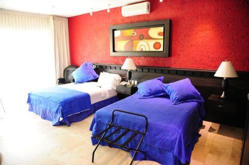 Montroi Hotel Colima Room photo